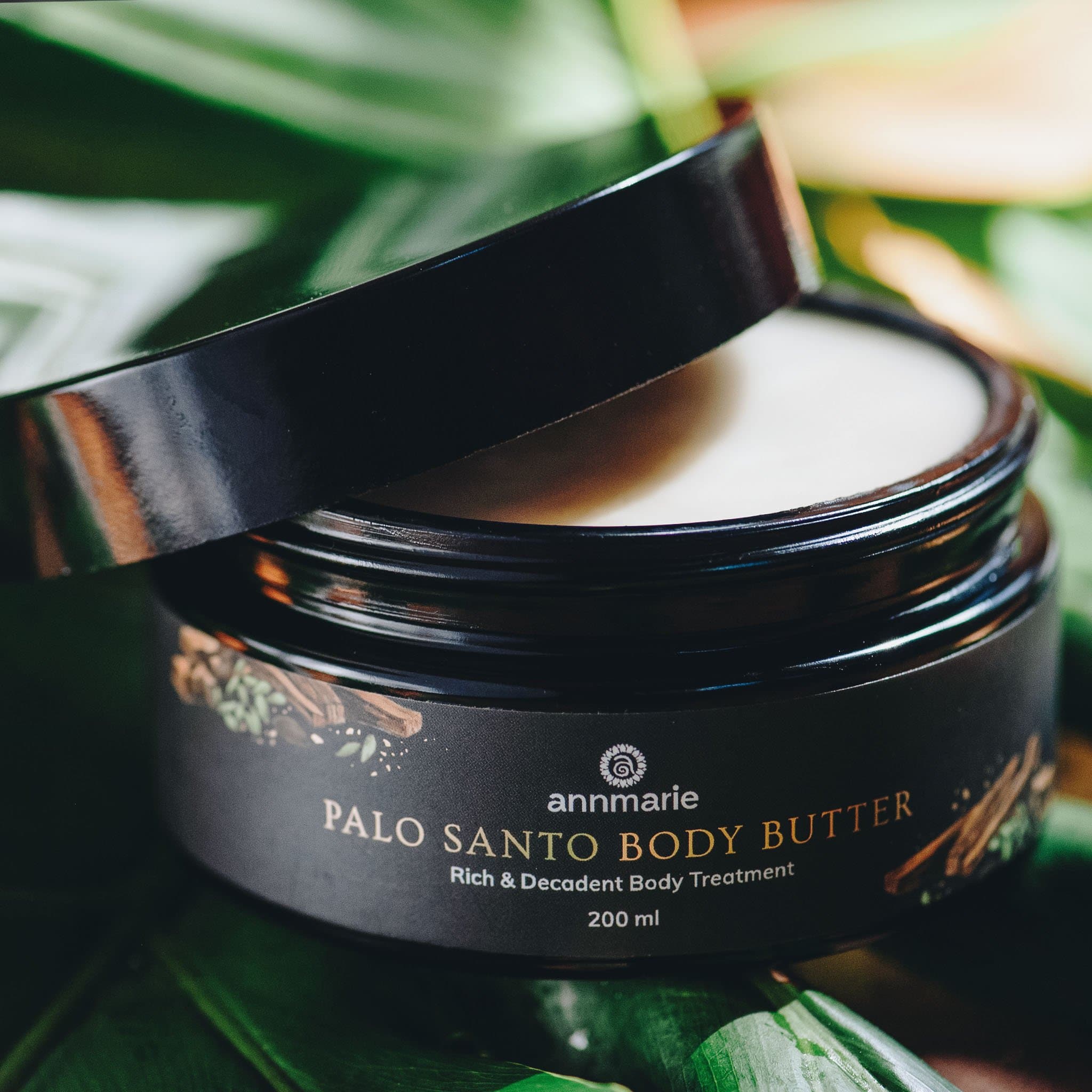 pdp_palosantobodybutter_lifestyle.jpg